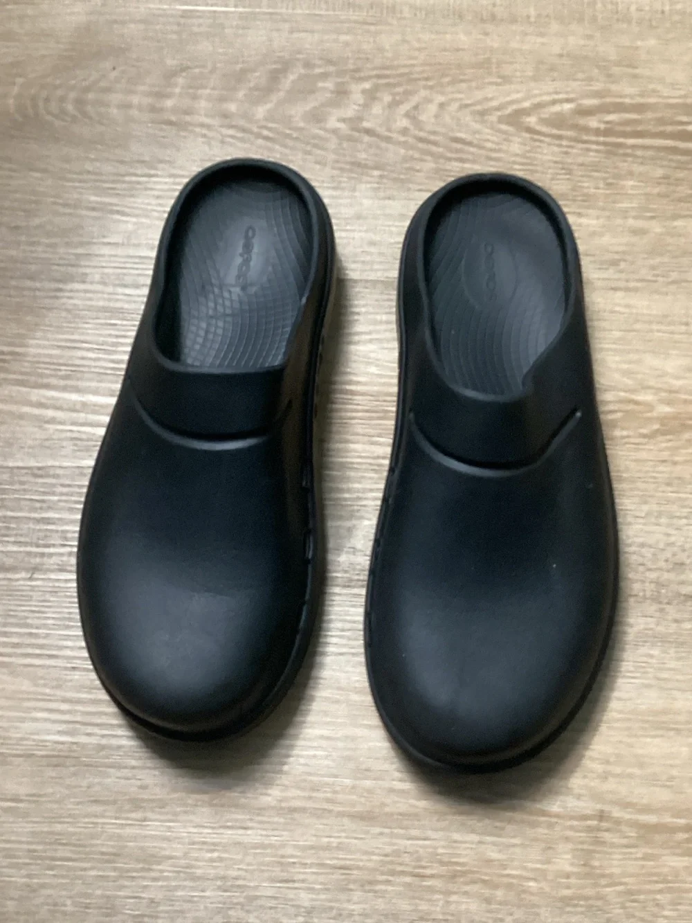 OOFOS Men's Black Slip-On Comfort Clogs US M 11 EUR 11 Women’s 13 Unisex